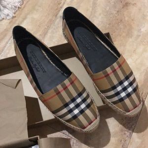 Burberry shoes